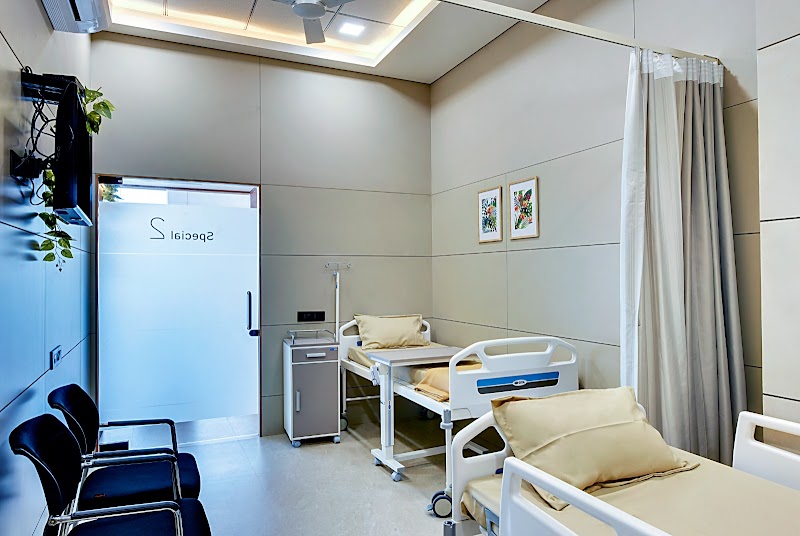 Arham Piles and Hernia Hospital – Best Piles Surgeon in Ahmedabad, Gallbladder, Appendix, Circumcision Doctor Ahmedabad photo 1