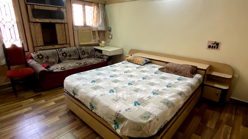 Krishna Paying guest logo