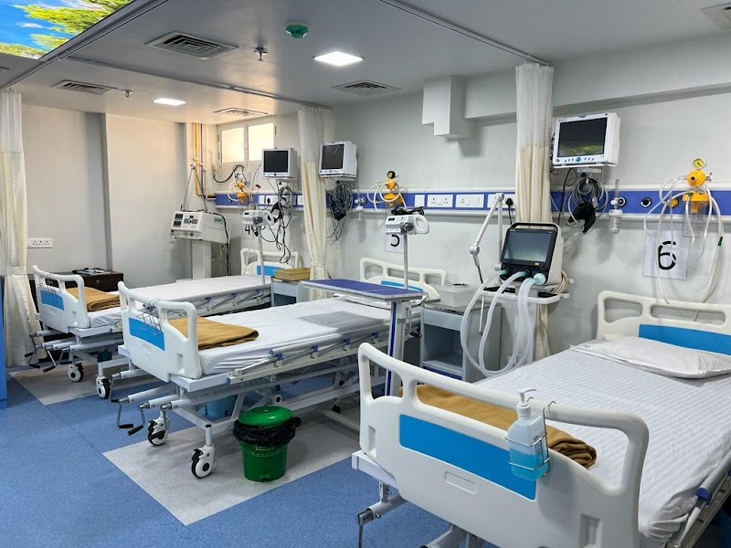 Lifeline Multispeciality Hospital – Best Gynaecologist, Orthopedic, Physician, 24*7 Emergency, Cashless Hospital Ahmedabad photo 1
