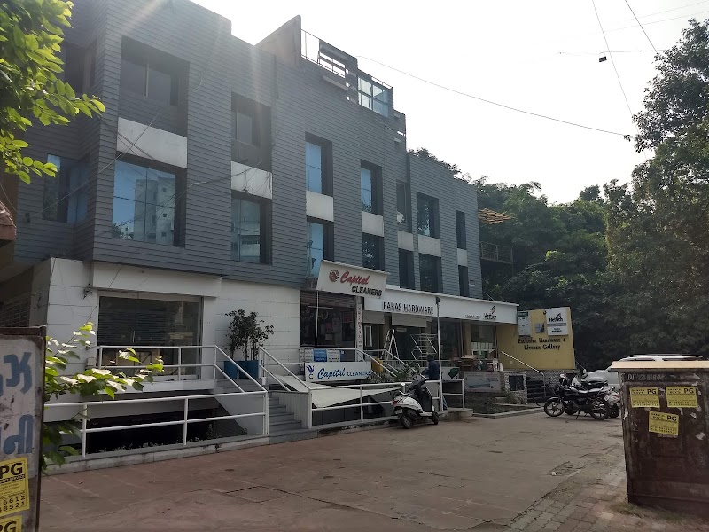 Paras Hardware photo 1