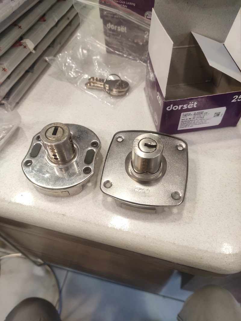 PARITOSH HARDWARE & SANITARY photo 3
