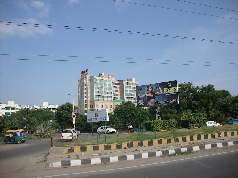 Shalby Multi-Specialty Hospitals photo 3