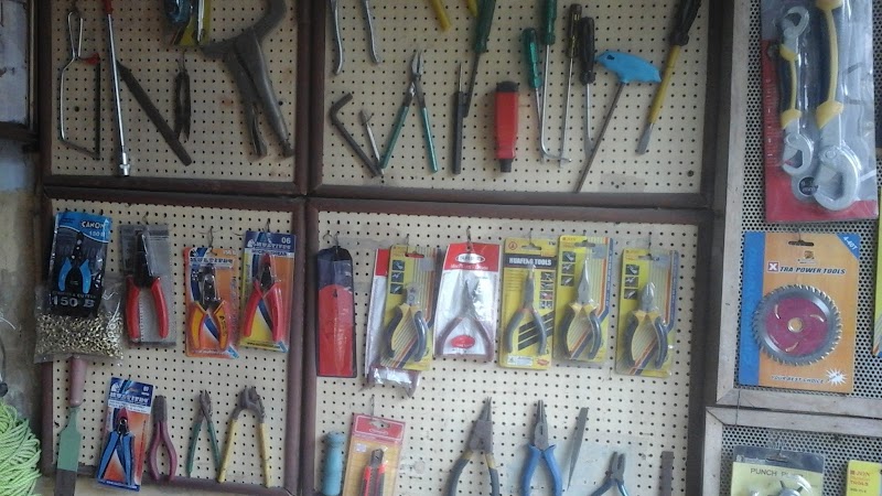 Union Hardware Stores logo